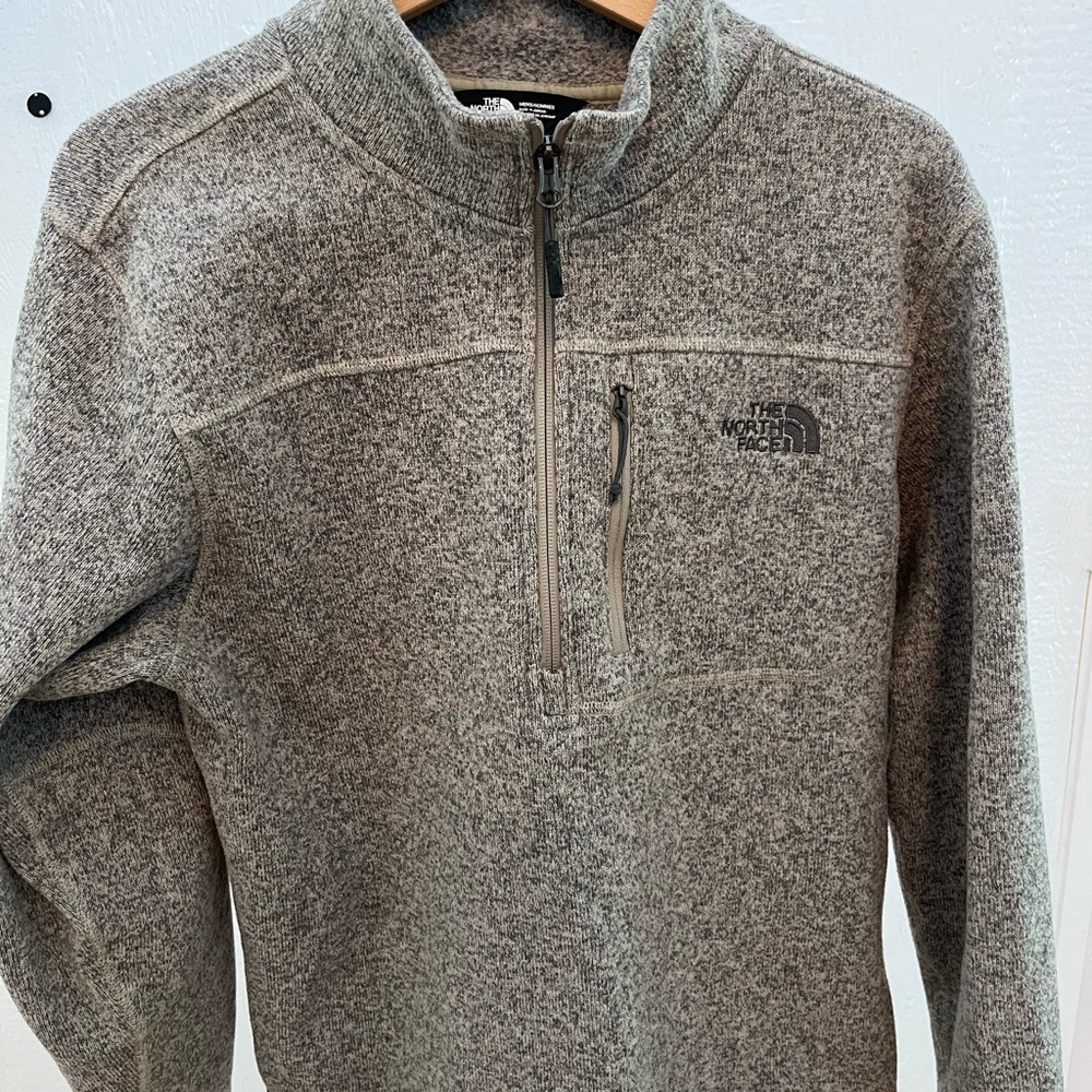 The North Face Men’s Gray Heather Half-Zip Sweater